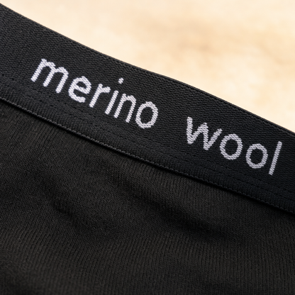 Merino wool waistband and flat seam detail